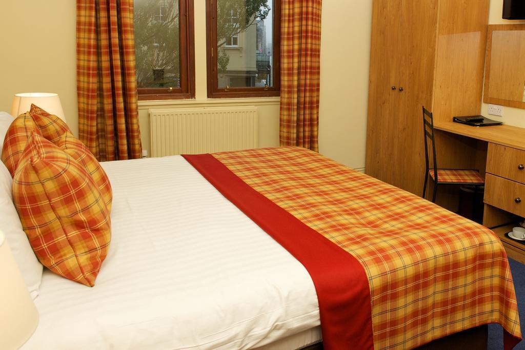 The Pipers' Tryst Hotel Glasgow Cameră foto